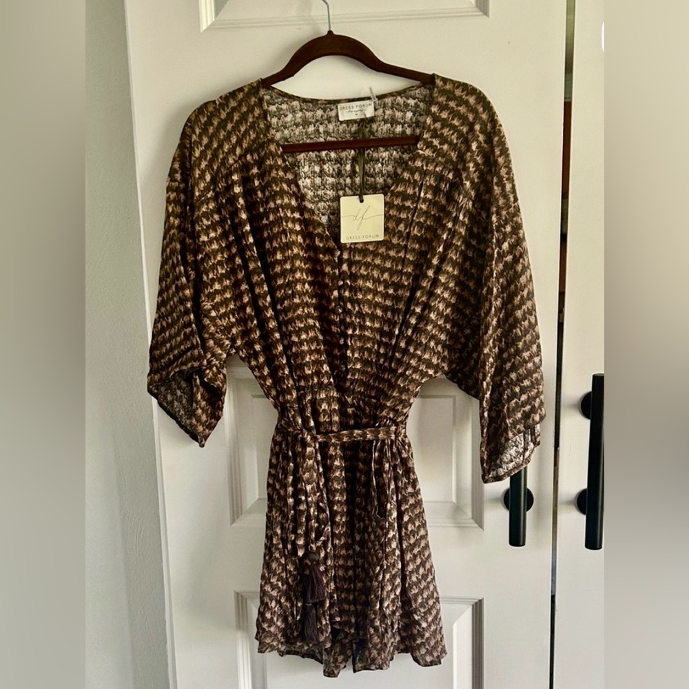 Anthropologie Dress Forum Brown Patterned Lightweight Kimono Romper size‎ Medium